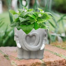 Mini pot de fleurs en résine
