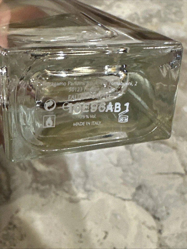 Salvatore Ferragamo Femme 1,7 унц туалетная вода спрей женские духи - Изображение 4 из 4