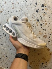 Nike air Max DN White And Grey Size 9.5 Uk