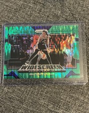 2022 Panini Prizm WNBA - Widescreen Brittney Griner #8 Green Pulsar Prizm /25