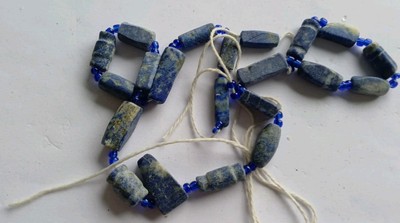 ANTIKE LAPISLAZULI PERLENKETTE SCHNUR /20. Jahrhundert n. Chr./