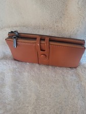 NEW IN PACKAGE Wallet with Card Holders Zipper Pouch for Coins Color Brown/Tan