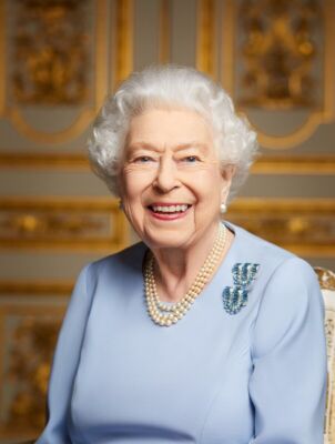 Final Portrait Her Royal Majesty Queen Elizabeth II 4x6 Picture Celebrity Print
