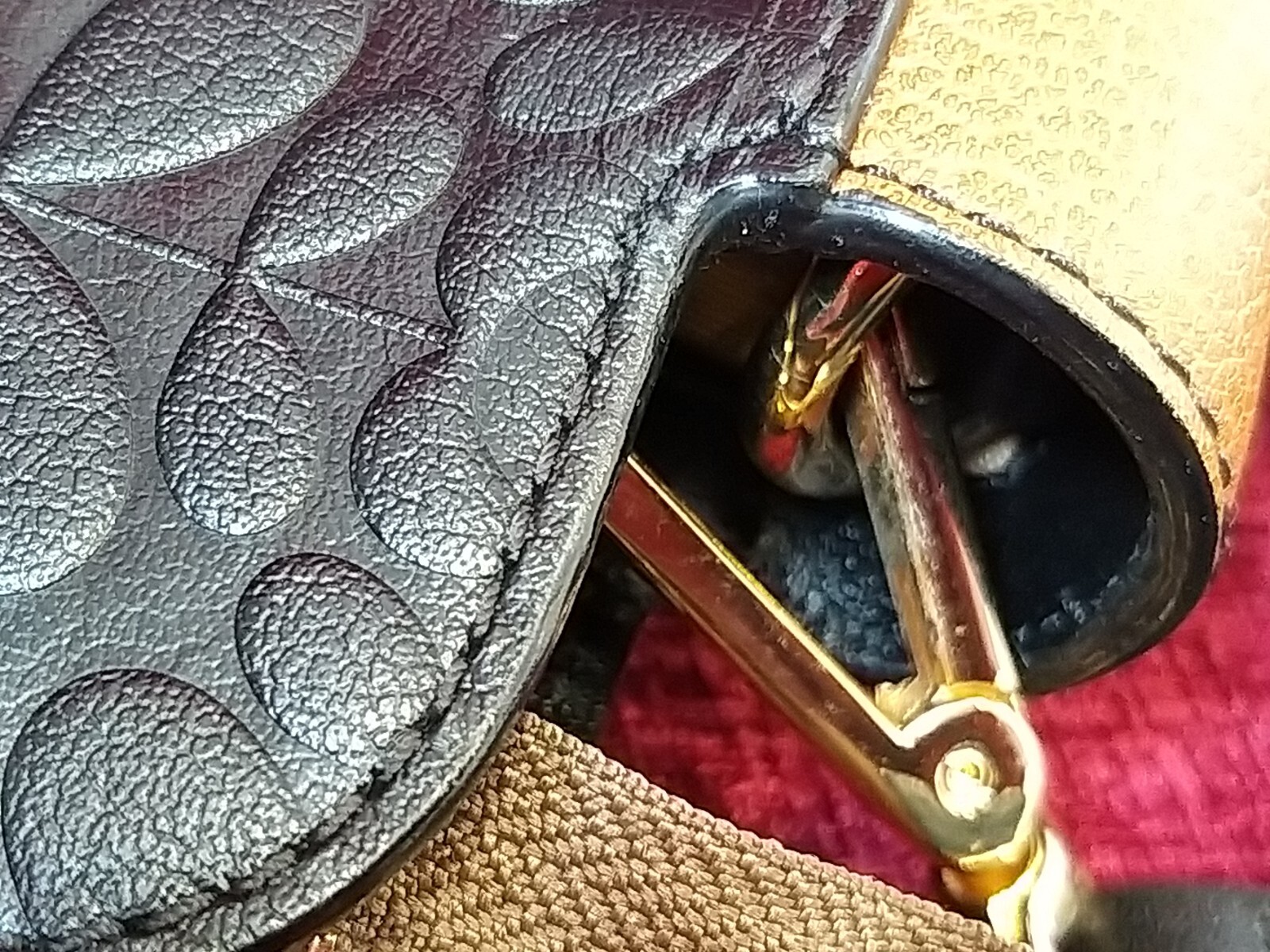 Orla Kiely Flower Stem Black Leather + Toffee Embossed Bag B43