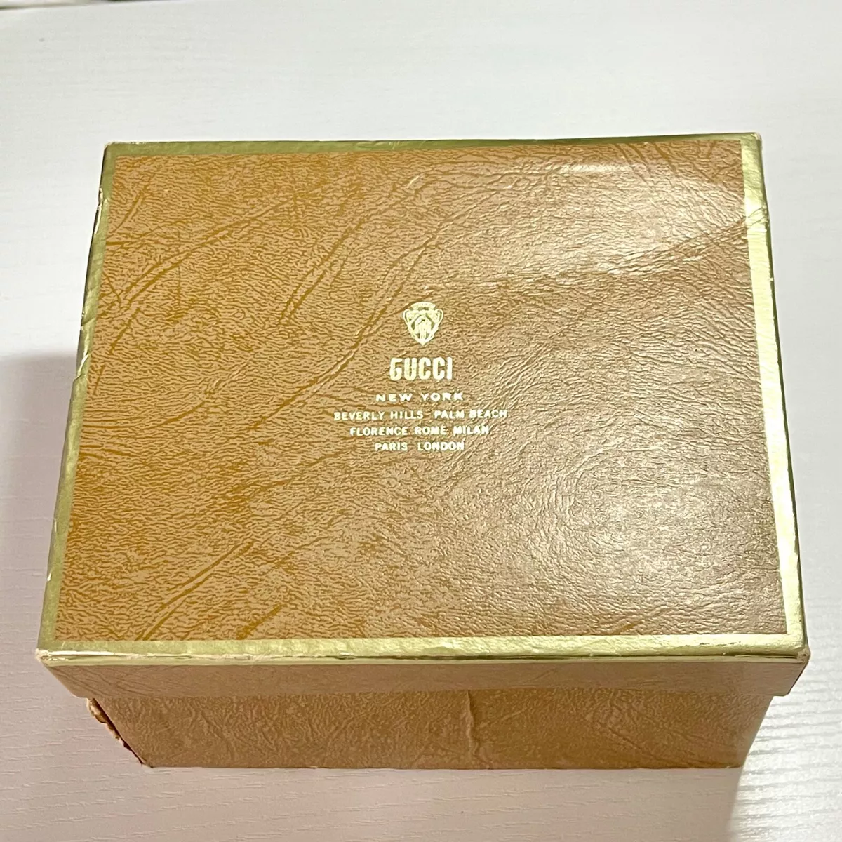 Vintage gucci bracelet hot sale watch