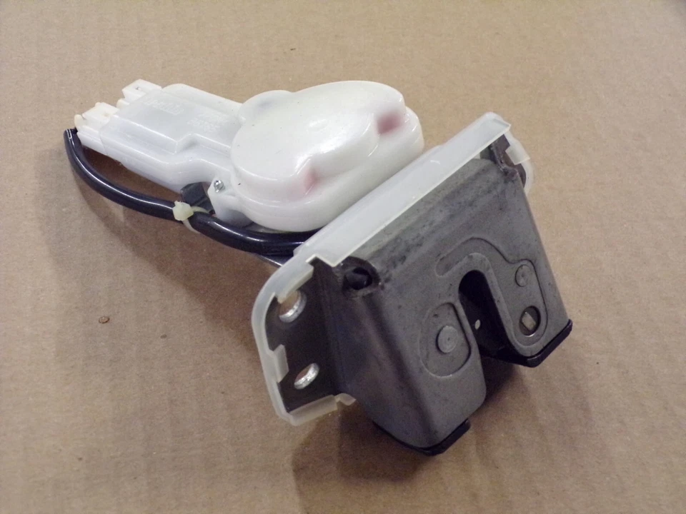 2010 suzuki sx4 atuador de trava de portão de elevação 2007-2013 trava de escotilha - Imagem 2 de 3