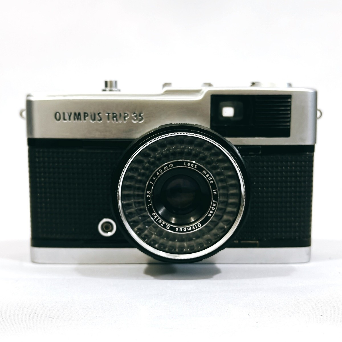 EXC+5] OLYMPUS Trip35 Silver Film Camera 40mm f2.8 Lens@CS SAKuRA