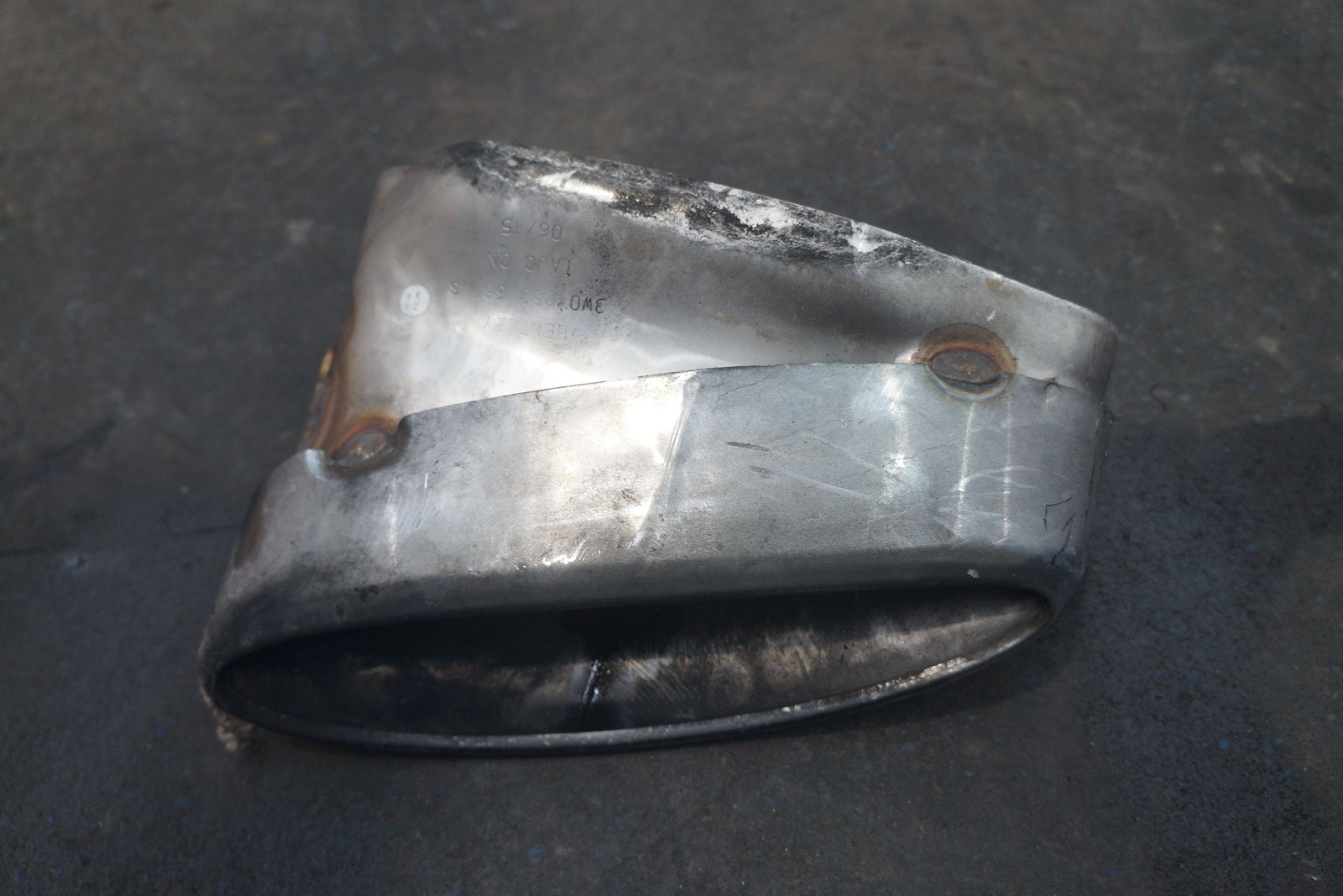 Rear Left Exhaust Muffler End Tip 3W0253681S Bentley Continental GTC 2016 GT