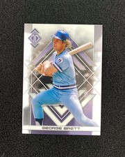 2025 Topps Transcendent Icons Chrome Refractor #58 George Brett Royals QI95