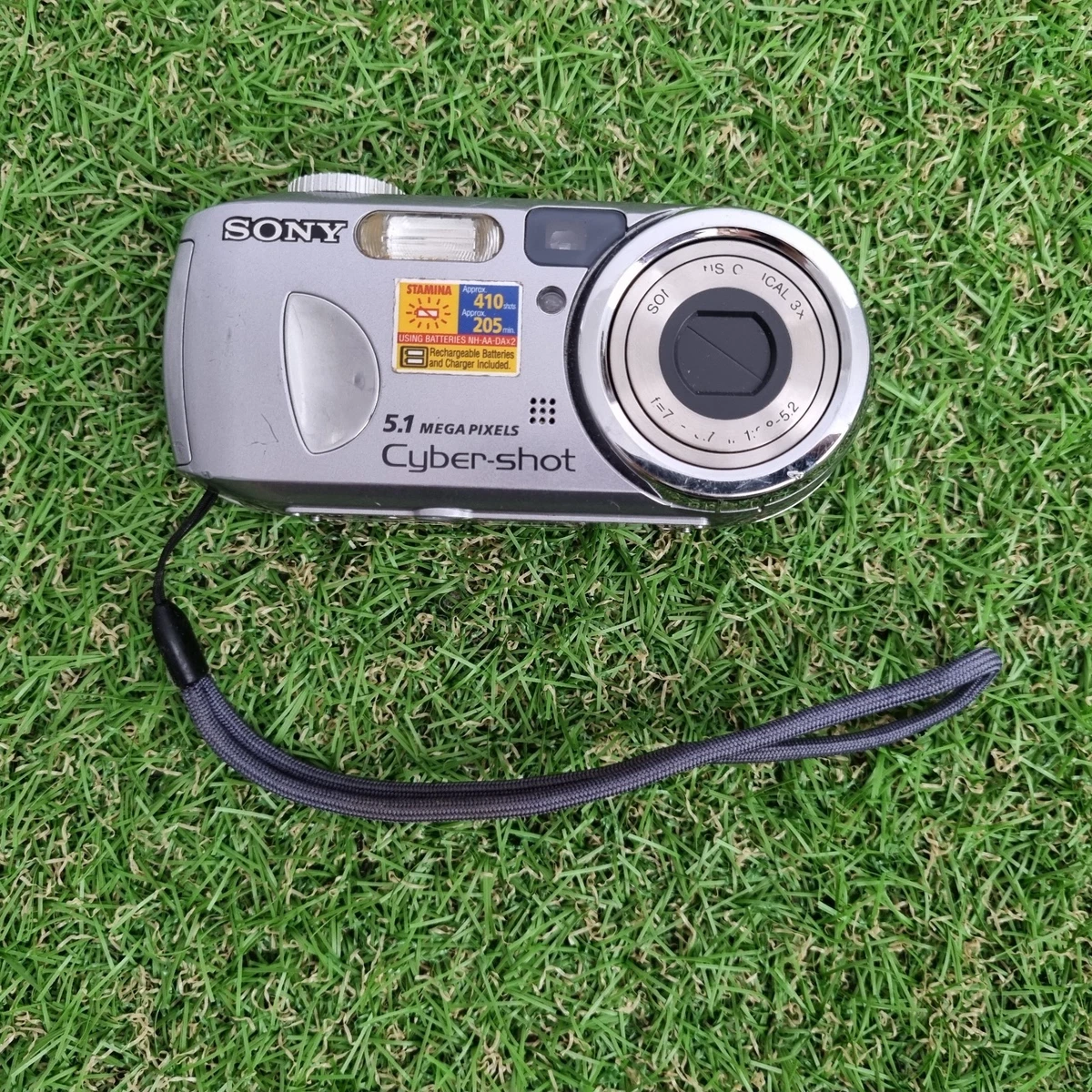 Sony Cyber-shot DSC-P93 Digital Cameras with PictBridge Support