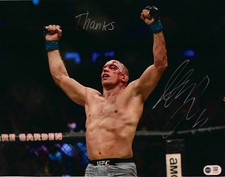 GEORGES ST-PIERRE SIGNED UFC LEGEND 14X11 PHOTOGRAPH (ACG CERT AG18075)