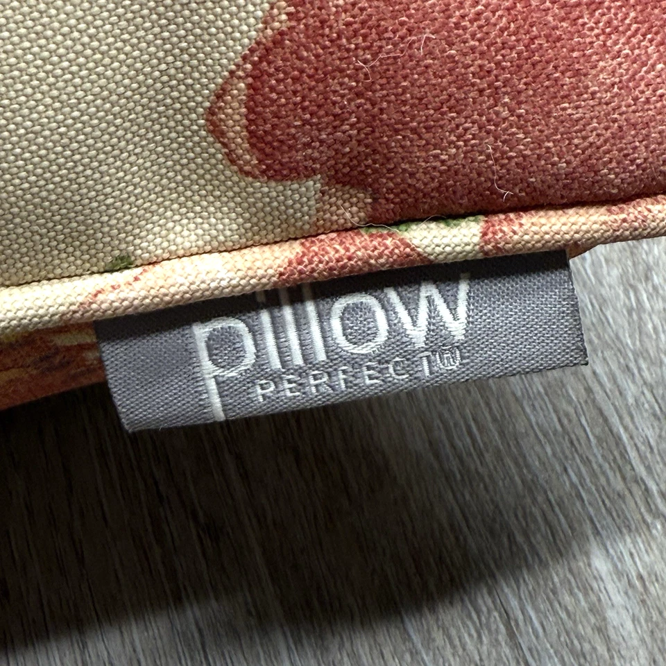 Pillow Perfect Primrose Pillows Muree Floral Outdoor/Indoor Corded 18"x18" - Image 2 of 4