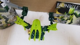 LEGO BIONICLE Stars 7117 GRESH with Manual Golden Armor Piece Canister
