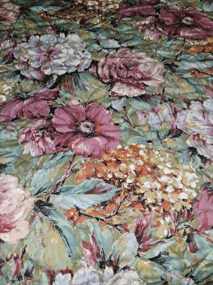 VTG Springmaid Full Size Flowers Print Polyester Bedspread/Coverlet 102 X 94"W - Image 3 of 4