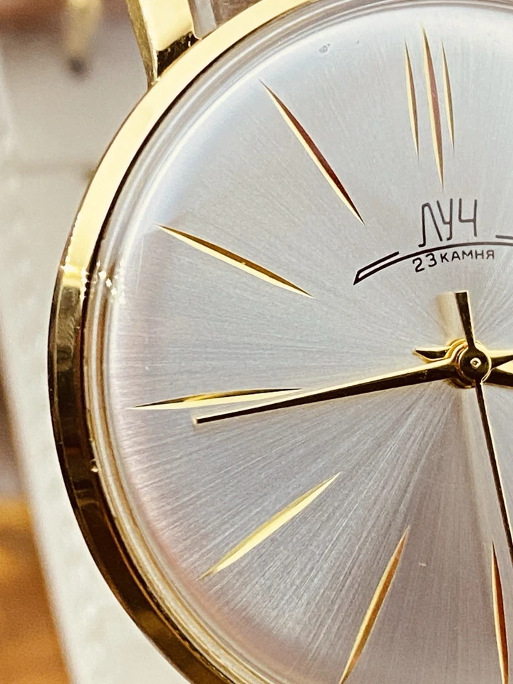 Reloj de pulsera Luch de Luxe ultra delgado soviético para hombre vintage reloj mecánico URSS Foto 4 de 4