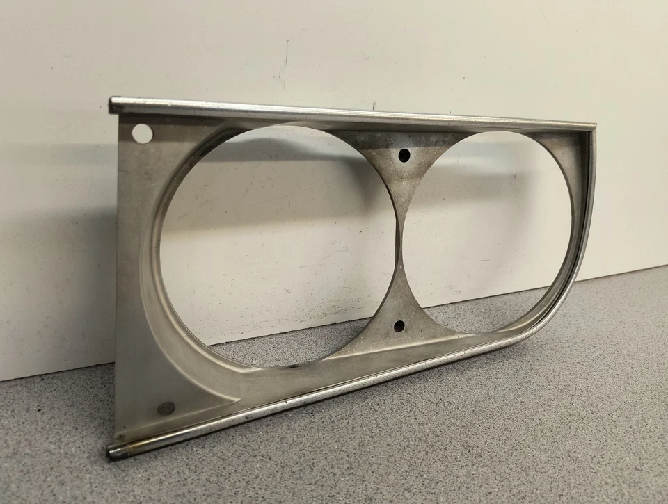 1974-1979 SAAB 99 Left LH Driver Headlight Door Bezel OEM Foto 2 de 4