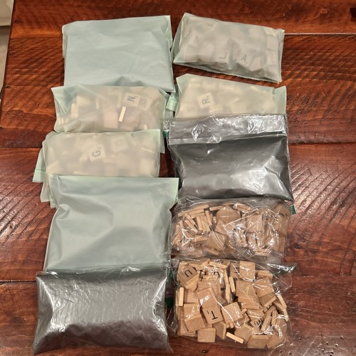 Lot of 1000 VINTAGE Smooth Scrabble Wooden Letter Tiles 50s-80s Craft OEM