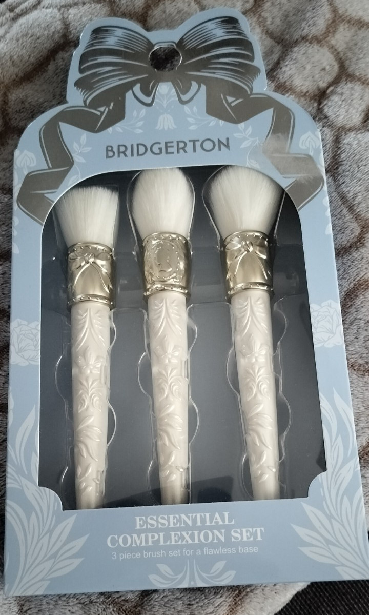 Occasione! Set 3 Pennelli Trucco Bridgerton Nuovo - Spedizione Rapida
