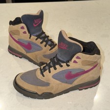 Vintage Nike Caldera Hiking Boots Womens Size...