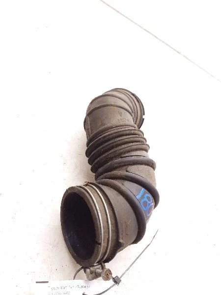 Toyota Corolla 2003 1,8 L 4 cilindros filtro de aire tubo resonador montaje  Foto 2 de 4