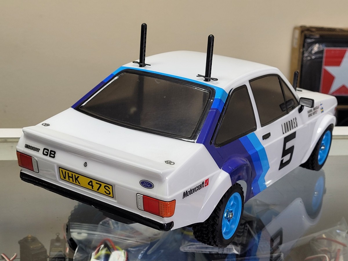 タミヤ　MF-01X フォード　エスコート Amazon.co.jp: タミヤ(TAMIYA) 1/10 電動RCカーシリーズ No.687