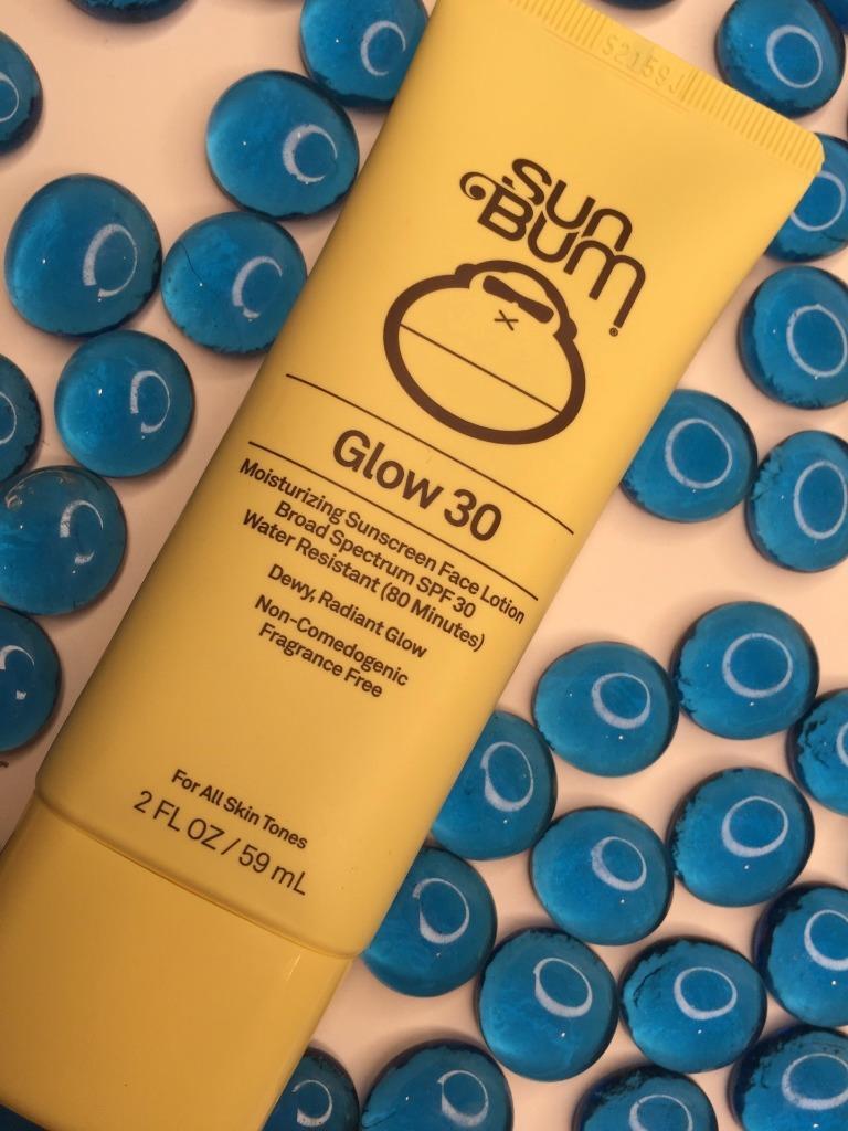 SUN BUM Glow 30 Moisturizing Sunscreen Face Lotion SPF30 2oz NEW