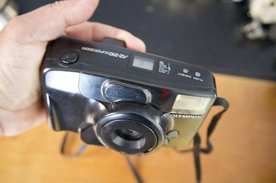 Olympus AZ-210 Super Zoom Point & Shoot Filmkamera | Motor & Blitz Funktion 