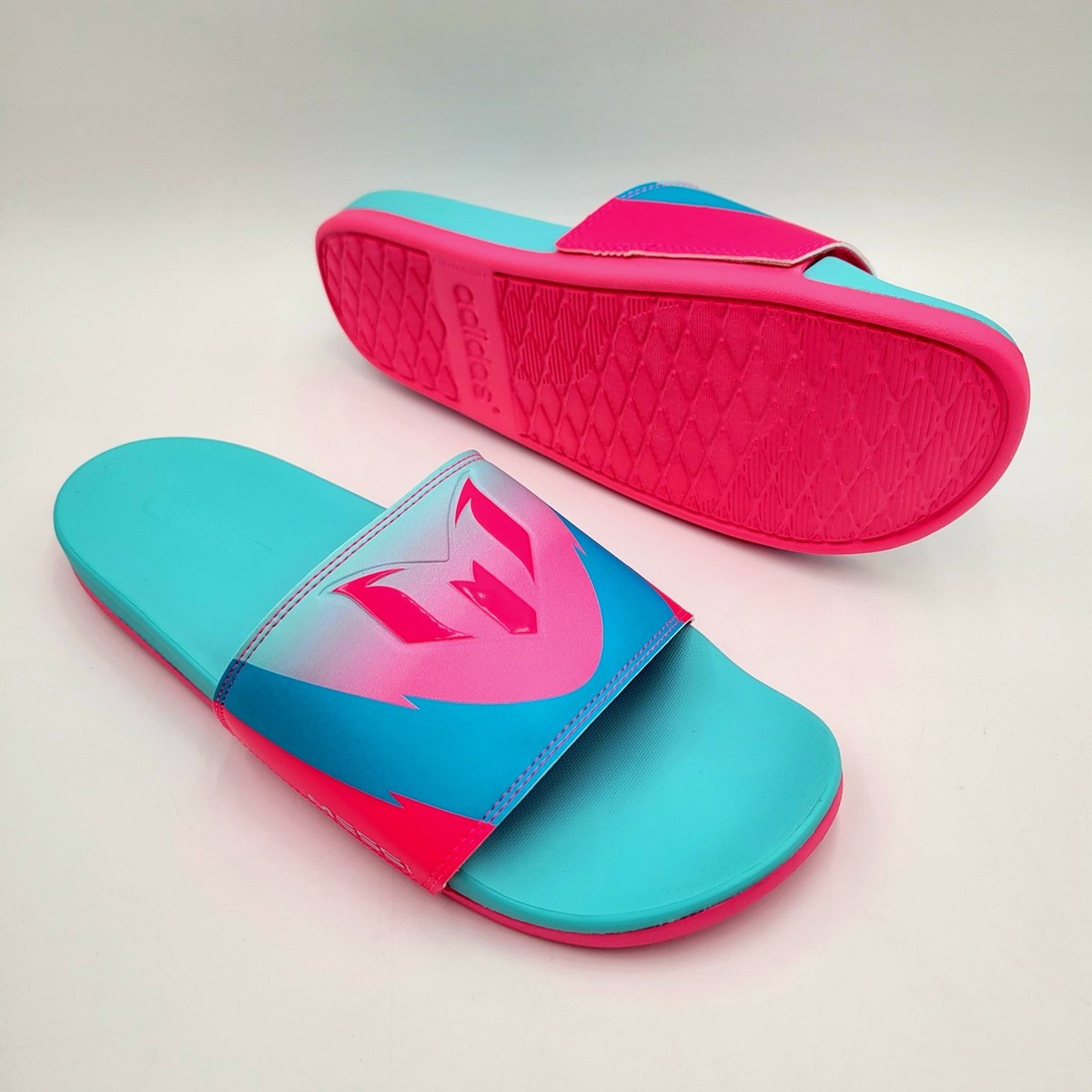 Lionel Messi x Adidas Adilette Men display picture 1