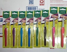 CLOVER AMOUR CROCHET HOOK SET LOT OF 8 BRAND NEW