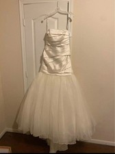 Vera Wang White/Ivory Strapless Wedding Gown Size 10