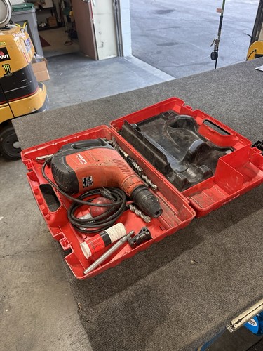 Hilti TE 40-AVR Rotary Combihammer Hammer Drill SDS w/ Bits Handle Manual Case - Picture 2 of 17
