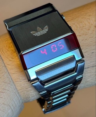 adidas 60s Trefoil LED Vintage Unisex Watch good Condition from