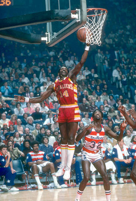 Foots Walker Cleveland Cavaliers goes in for a layup over Larry Wr- Old Photo
