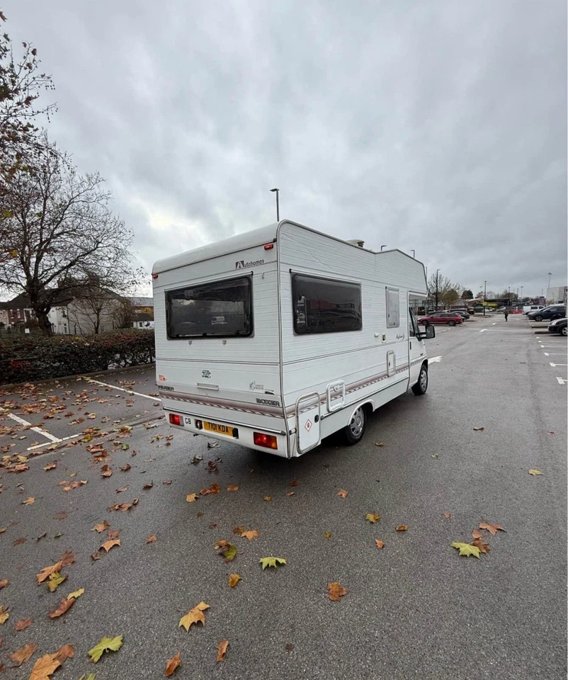 Motorhome - Image 4 of 4