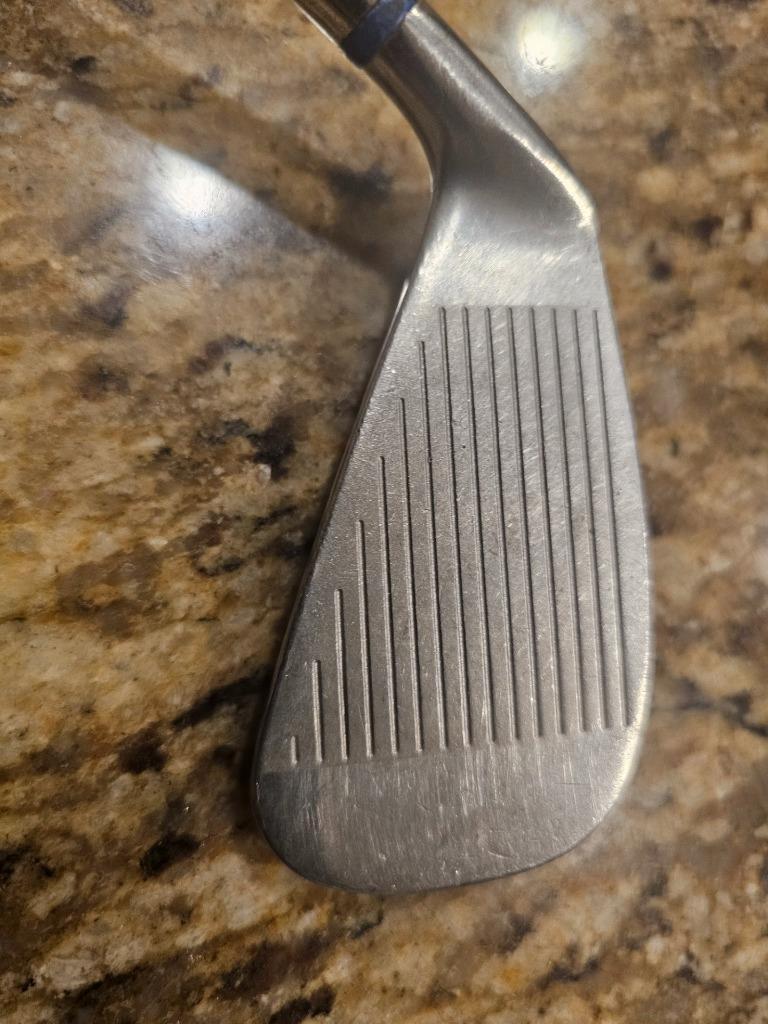 Mint Ladies RH Lynx Tigress 3 Iron with a Lynx Ladies-Flex