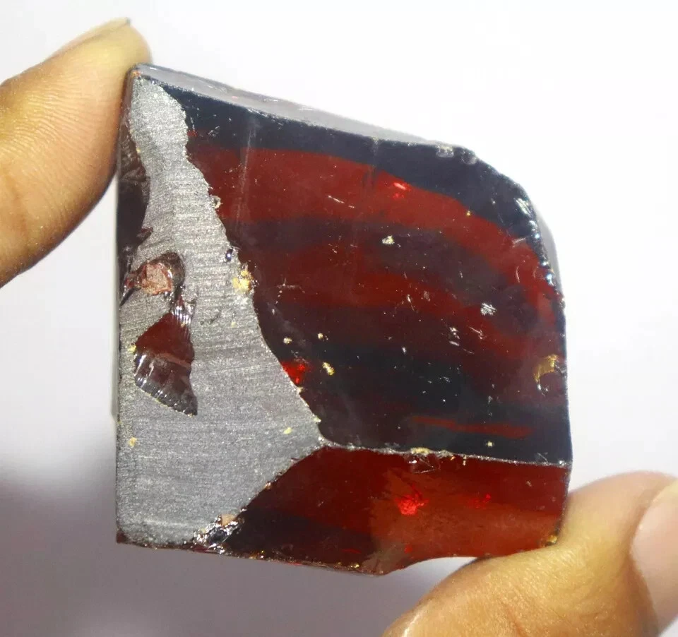 Heat-Resistant Red Garnet Lab-Created Crystal - 510.25 Carat for Premium Jewelry - Image 4 of 4