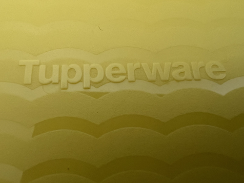 Tupperware Replacement Lid 3992A-1 Yellow Fridge Smart Container Seal - Lid Only - Picture 2 of 4