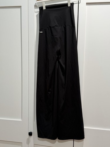 Tiger Friday Flare Pants Black AXS short