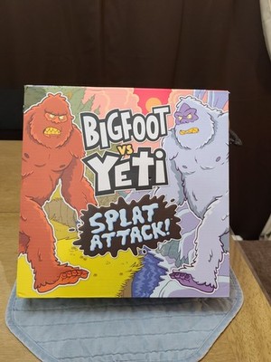BigFoot vs Yeti Splat Attack! Cryptids Catapults Rubbery Splat Patties NEW