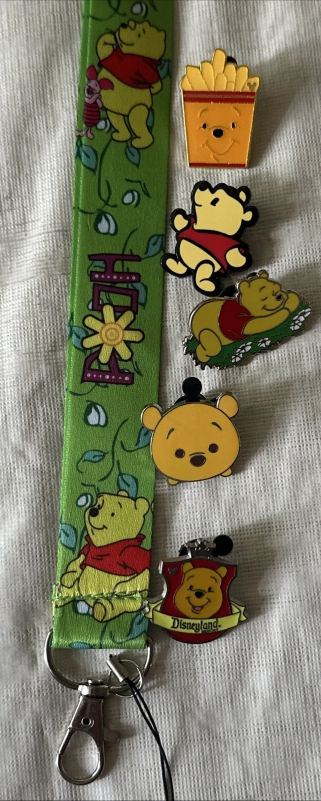 Winnie the Pooh Lanyard Starter Set With 5 Disney Park Trading Pins - NEW USA