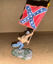 W Britain 31042 Flagbearer Individual Toy Soldier M017