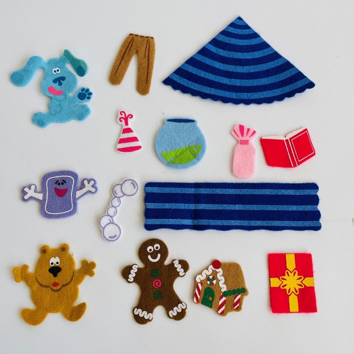 blue's clues felt friends dress up Characters in Blue's Clues: Nearby Skidoo Locations