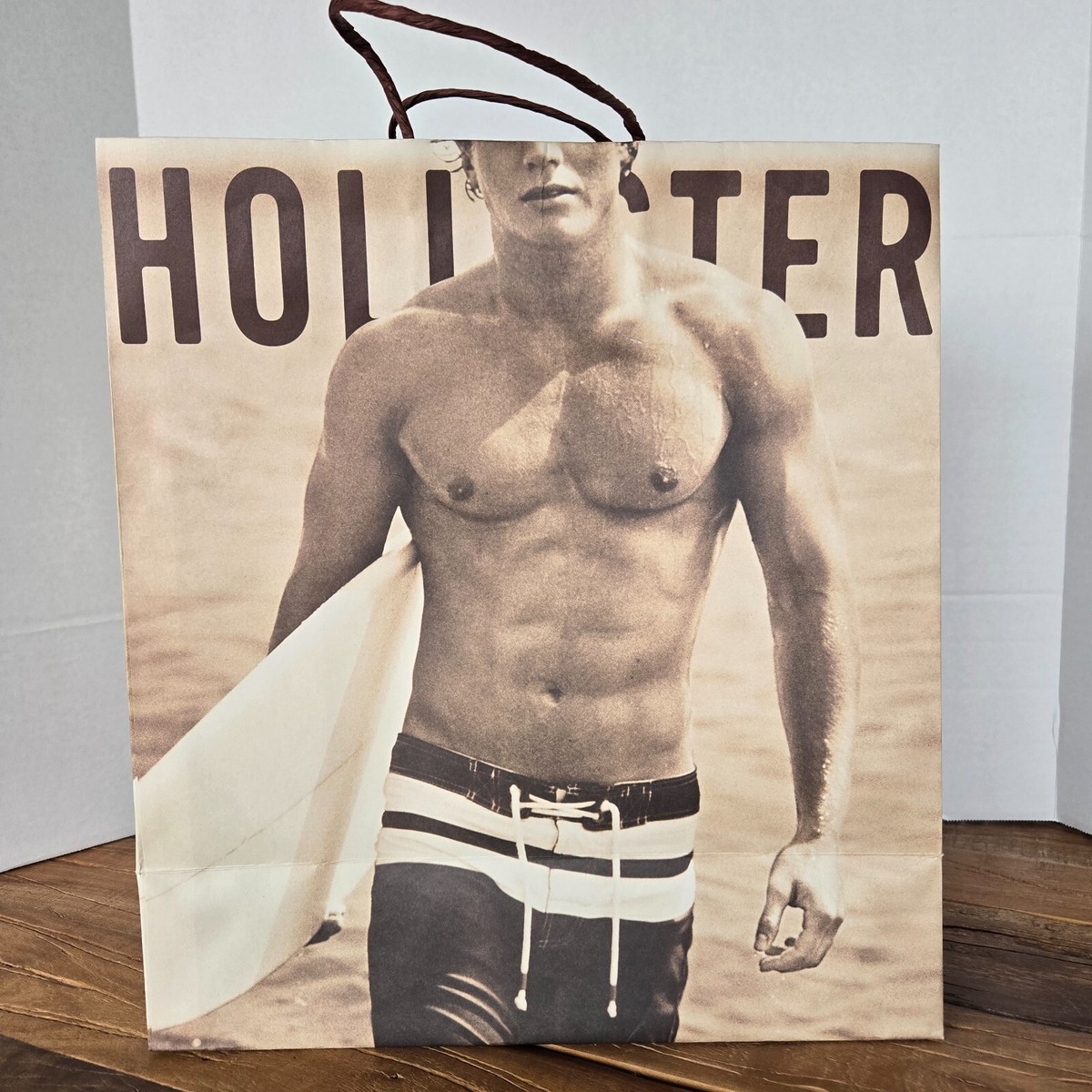 hollisterページ KIC_355-4277-00022-277_model2?