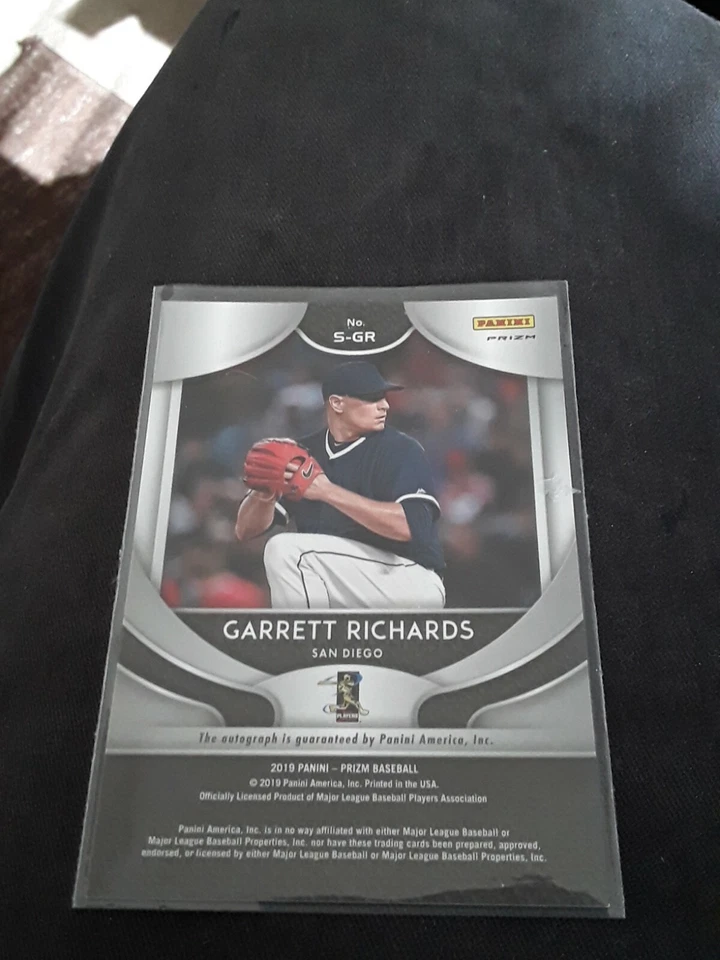 Garrett Richards SP Auto Boston Red Sox 2019 Panini Prizm - Image 2 of 2