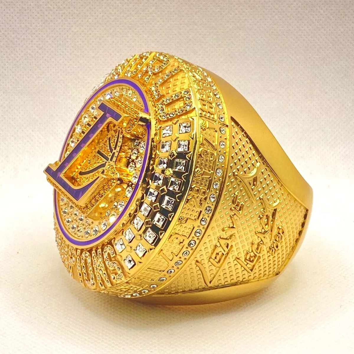 LA Lakers 2020 NBA Championship Ring Paperweight Season Ticket Holder Gift  2021