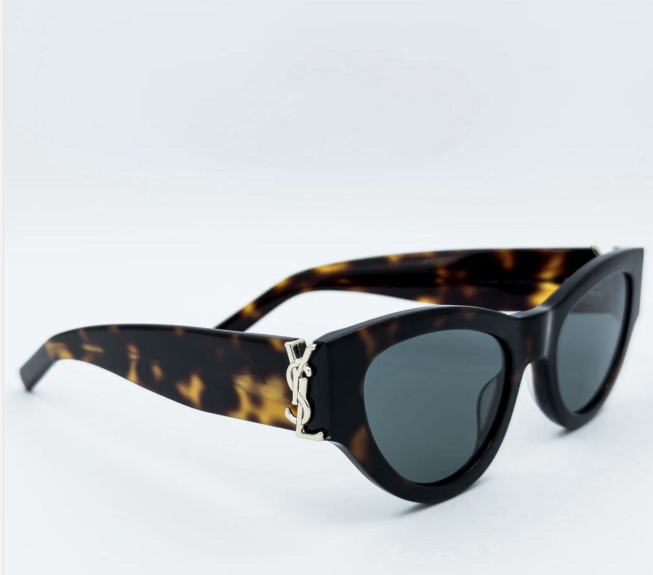 SAINT LAURENT YSL M94