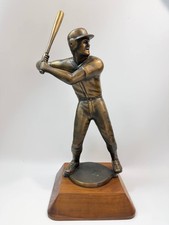 Large Bronze Baseball Player Statue on Walnut Base Heavy 7.68 lb Trophy