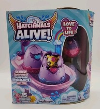 Hatchimals Alive Make a Splash Playset with 15 Accessories Sparkly Surprise NEW
