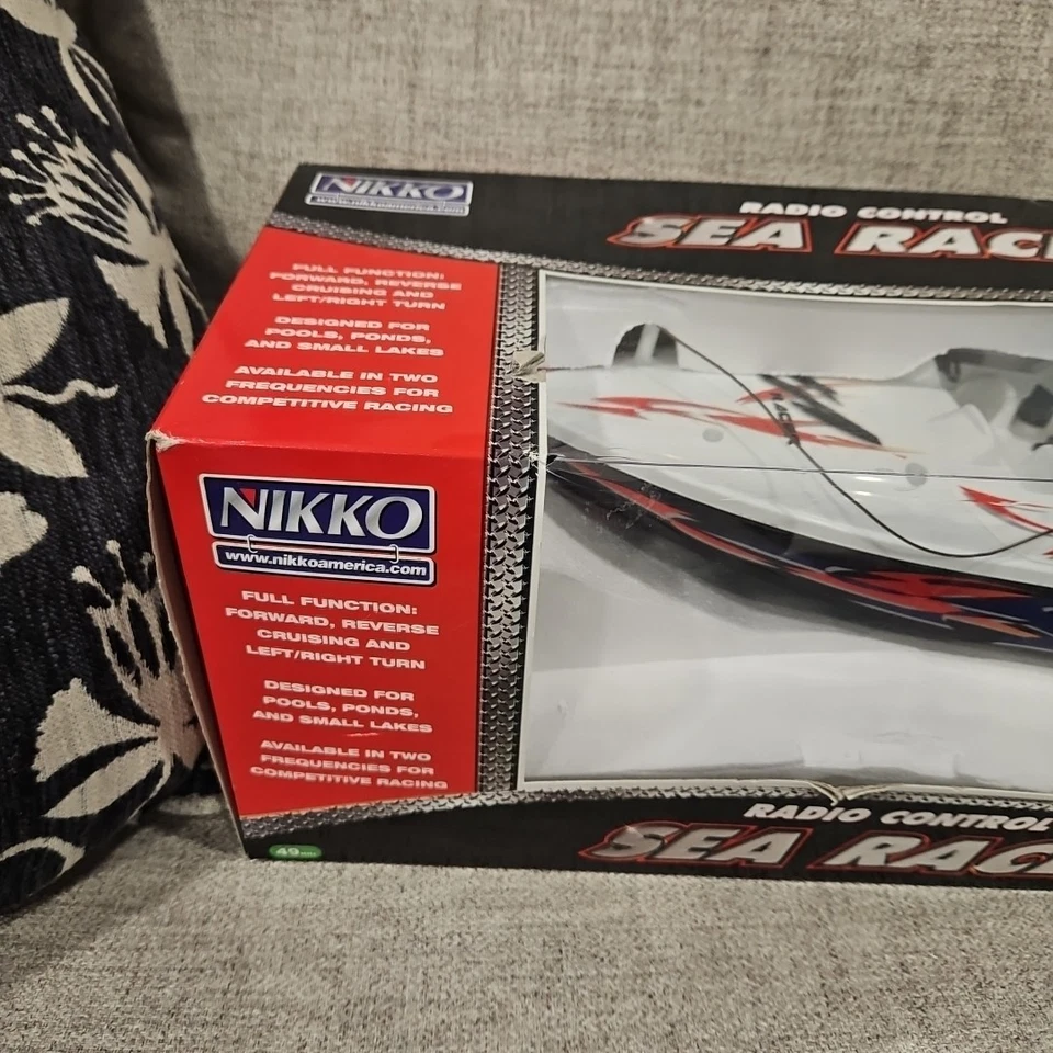 Classic Nikko Radio Control Sea Racer Boat Sealed Original Box Retro 2002 Toy - Image 2 of 4