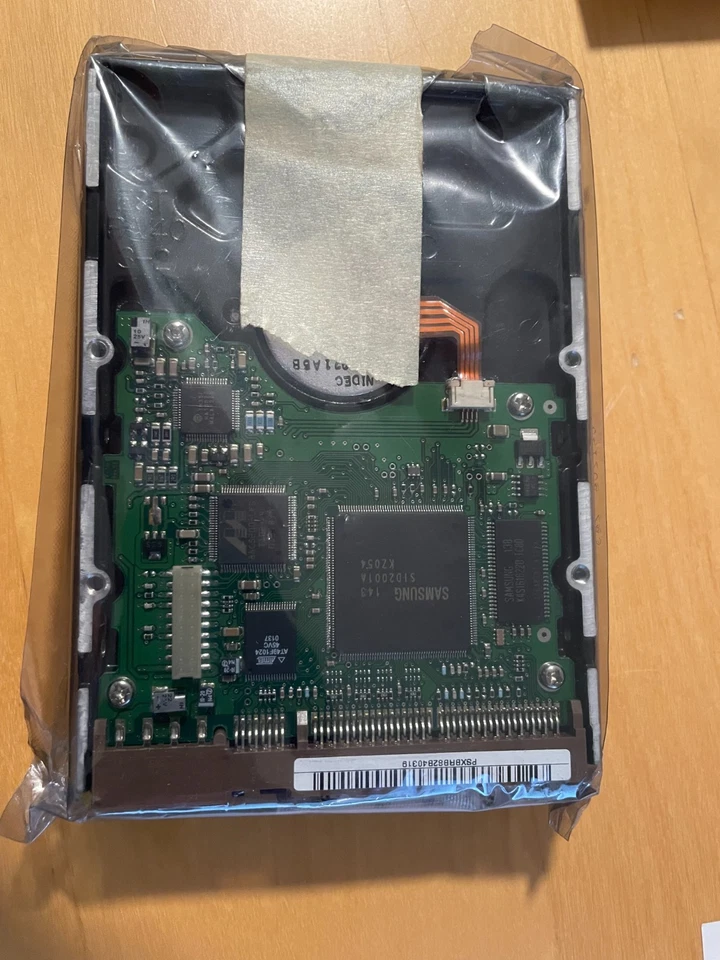 Samsung Spinpoint V40 60 GB,Internal,5400 RPM,3.5" (SV6003H) Hard Drive - Image 3 of 4